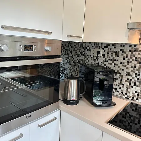 Urban Oasis Retreat Center Salzburgo